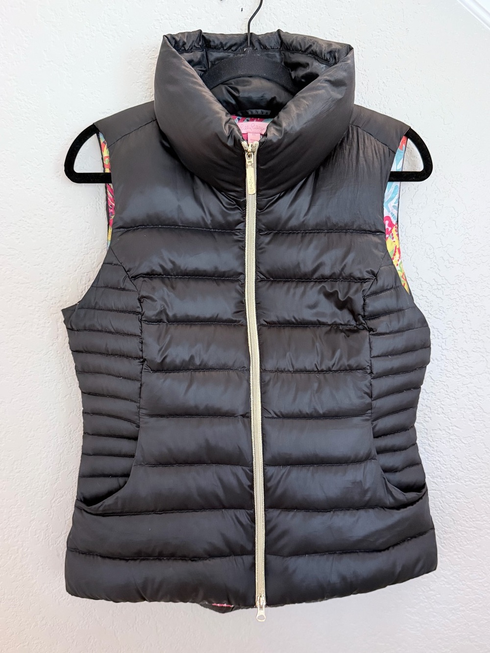 Lilly Pulitzer Black Puffer Vest with Floral Lining - Size M